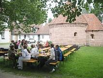 [Foto vom Weißwurstfrühstück an der Rundkapelle]