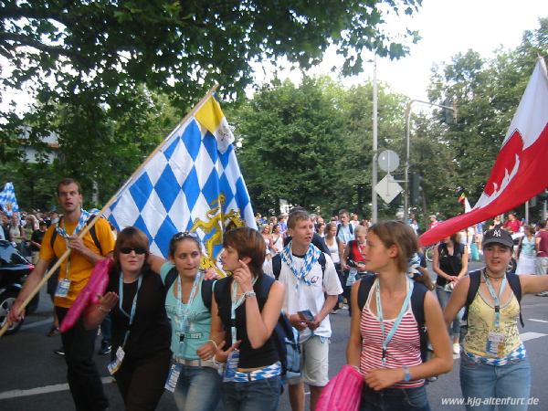 Ein Teil unserer Gruppe auf dem Rückweg zum Bahnhof