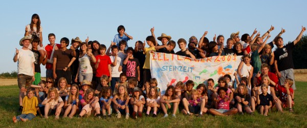 [Gruppenfoto vom Zeltlager 2009]